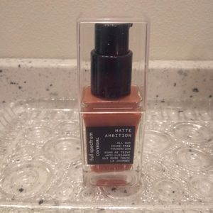 Full spectrum Matte Foundation